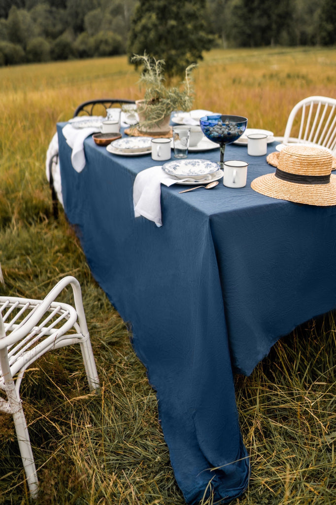 Organic Linen Basic Tablecloth Dark Blue