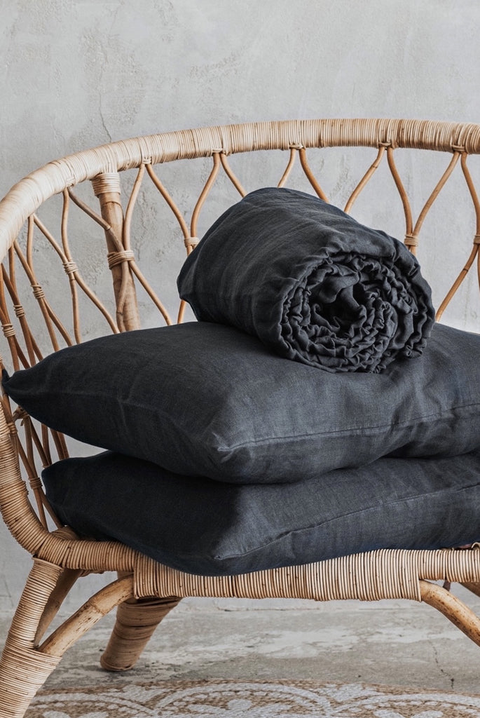 Organic Linenbasic Fitted Sheet And Pillowcases Set Dark Grey 3882